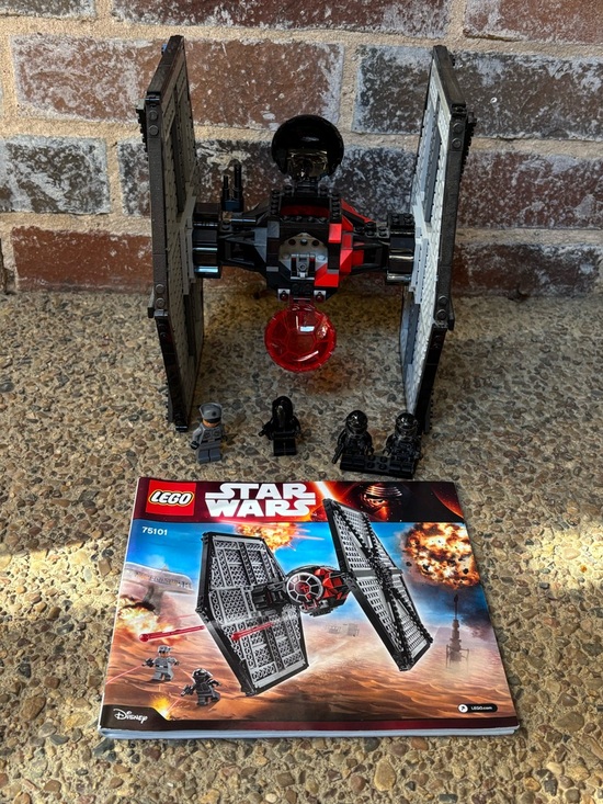 LEGO 75101 Star Wars: First Order Special Forces TIE fighter   Star Wars First Order Special Forces TIE Fighter (75101) Complete No Box